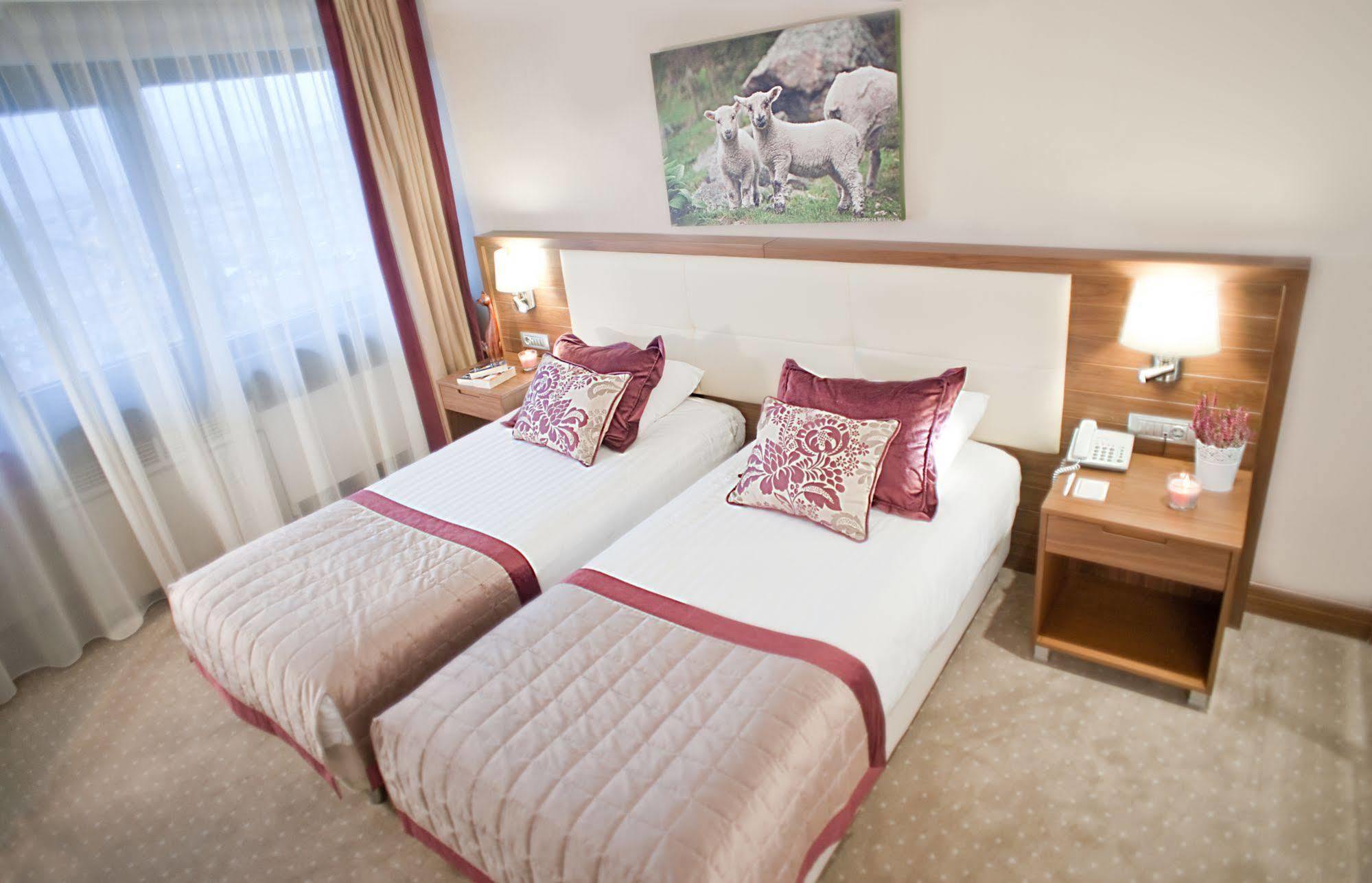 Apart Hotel Best Ankara Esterno foto