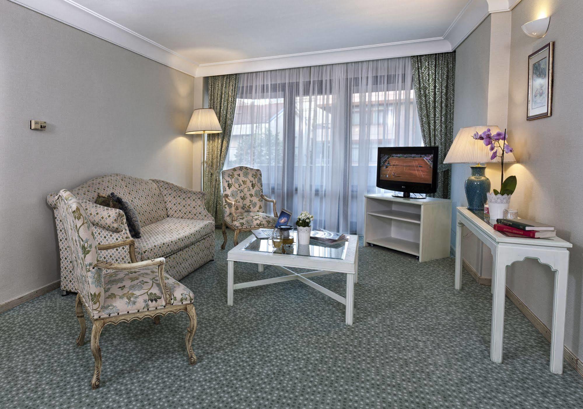 Apart Hotel Best Ankara Esterno foto